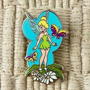 DISNEY 2009 Tinker Bell & Butterflies Floral Spring Pin